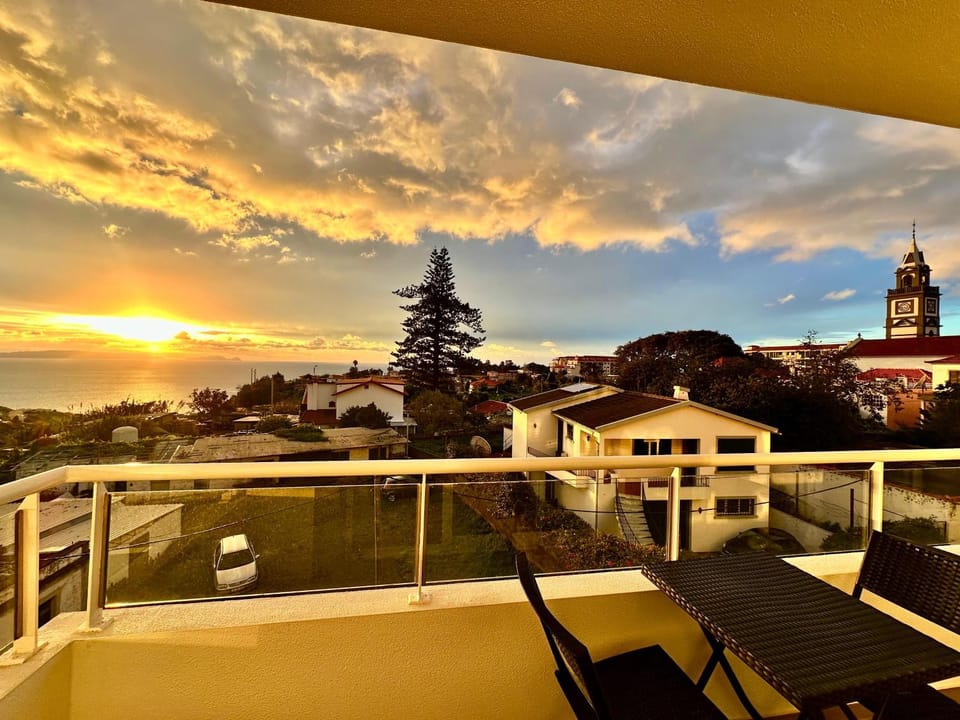 Natural landscape, Balcony/Terrace, Sea view, Sunrise