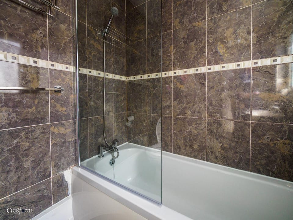 Newlands Lodge Double Room 1 Bed and Breakfast in Stoke-on-Trent