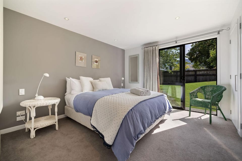 Chartres Retreat House in Arrowtown