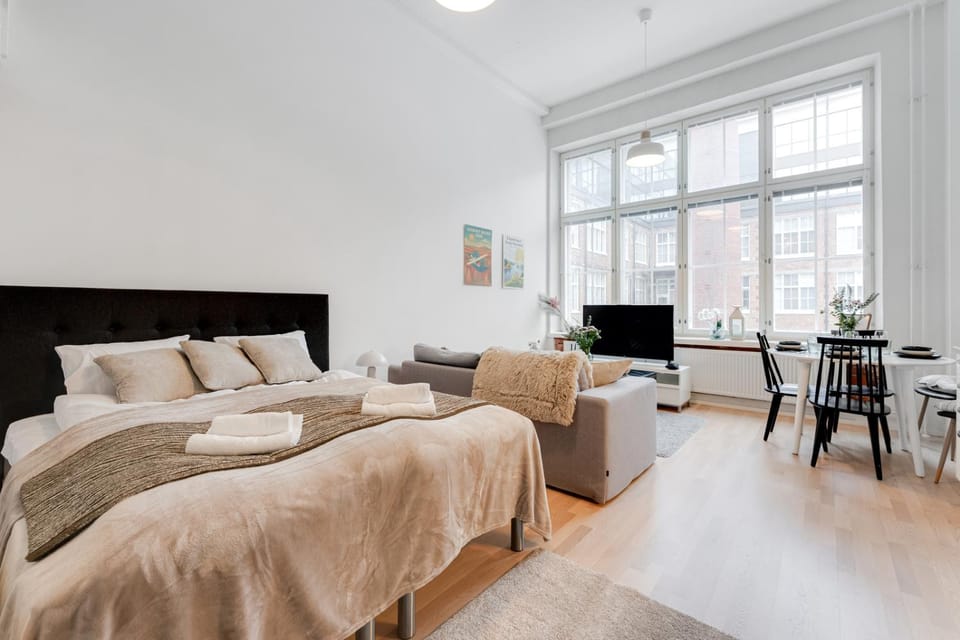 Living room, Photo of the whole room, Seating area