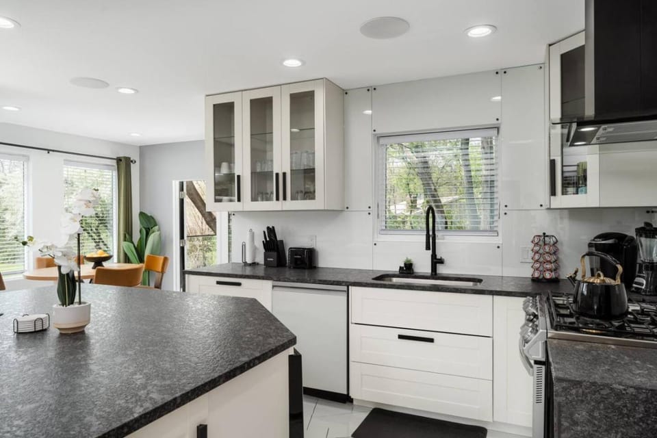 Serene Oasis Near Rock River House in Rockford