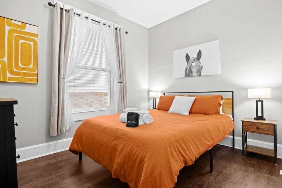 Stylish Home in Historic District Near Riverwalk House in Jeffersonville