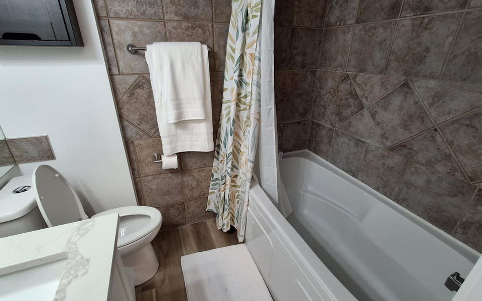 Bathroom, Bath