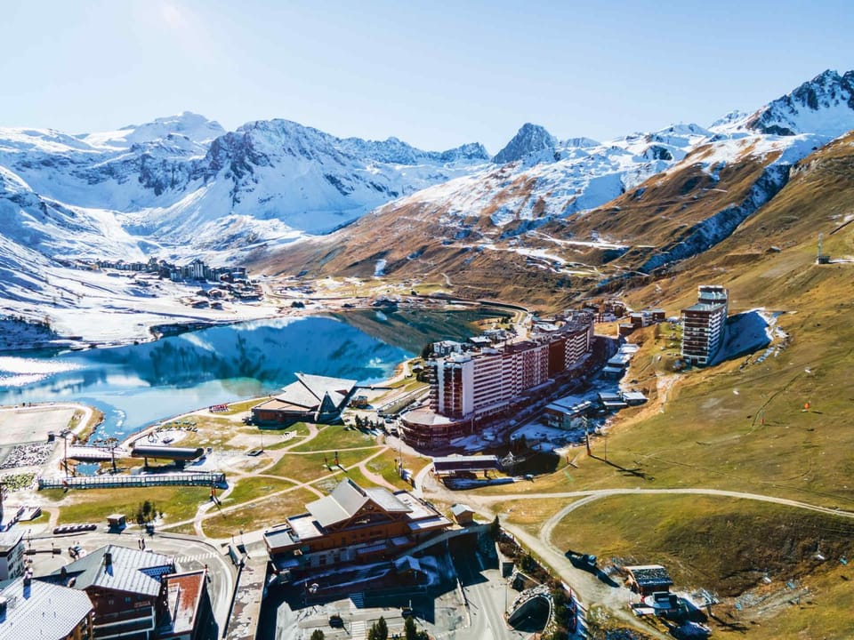Tignes - 2 pièces rénové 42m², 4 pers, pied des pistes, balcon sud, WiFi - FR-1-502-598 Apartment in Tignes