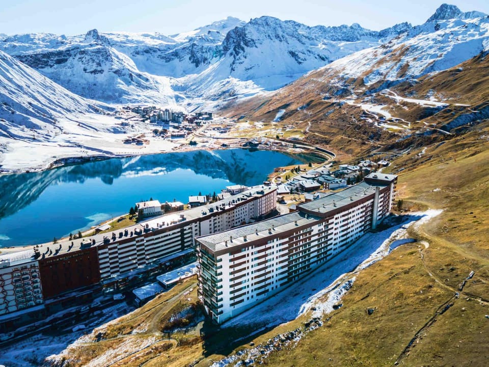 Tignes - 2 pièces rénové 42m², 4 pers, pied des pistes, balcon sud, WiFi - FR-1-502-598 Apartment in Tignes