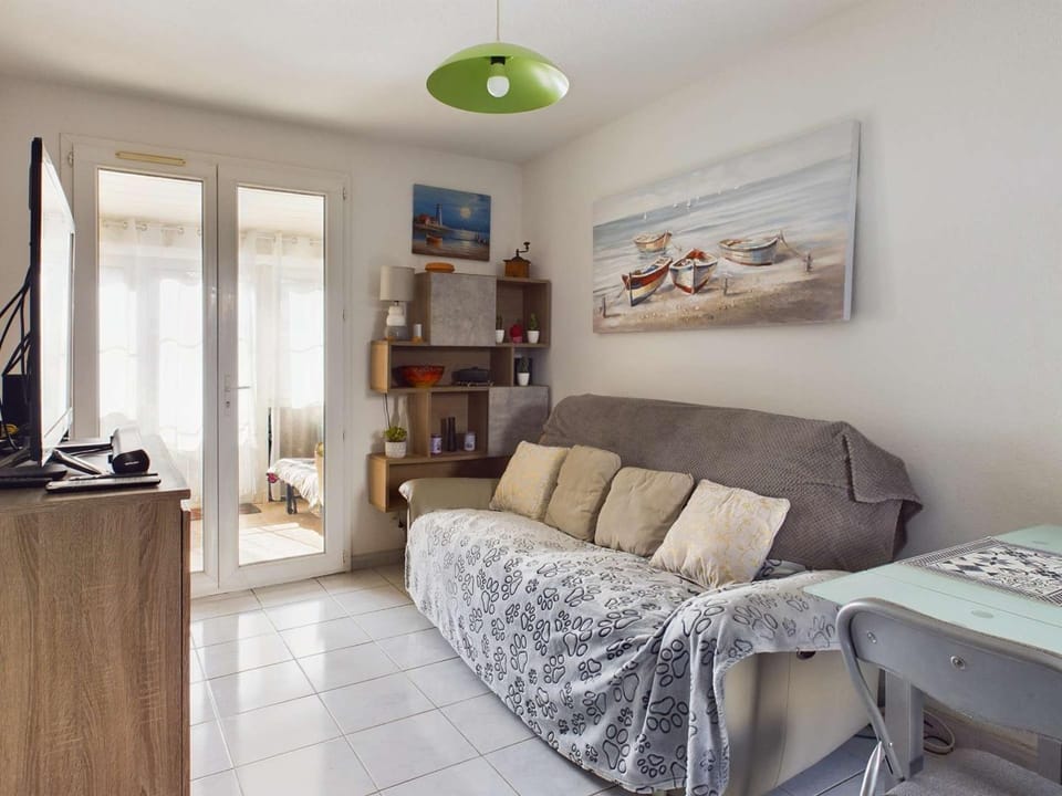 Maison mitoyenne 5 pers, chambres climatisées, parking, animaux, wifi inclus - FR-1-326-859 Apartment in Marseillan