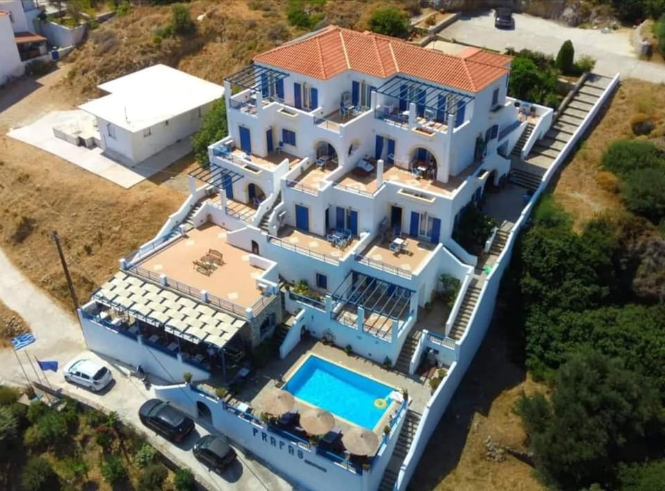 Prapas Apartments Apartment in Islands