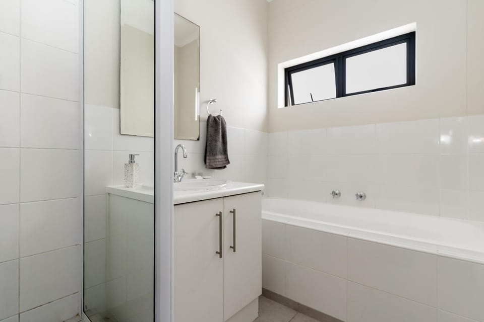 Shower, Bathroom, Bath