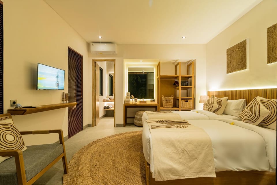 Bed, TV and multimedia, Bedroom, air conditioner