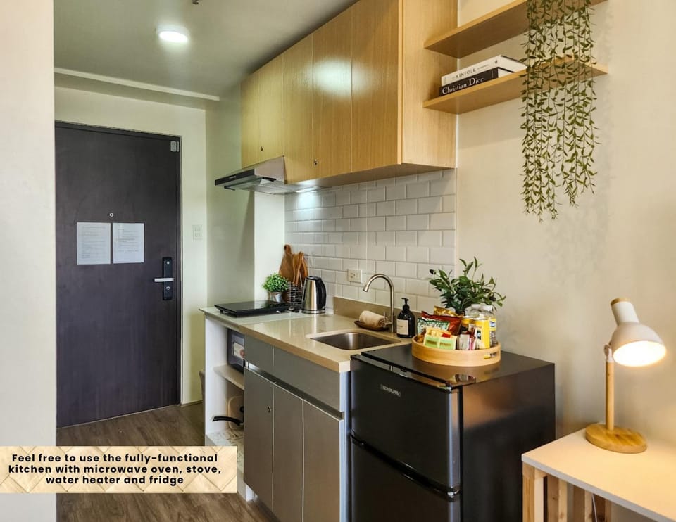 The Traveler's Haven at the Median Apartment in Lapu-Lapu City