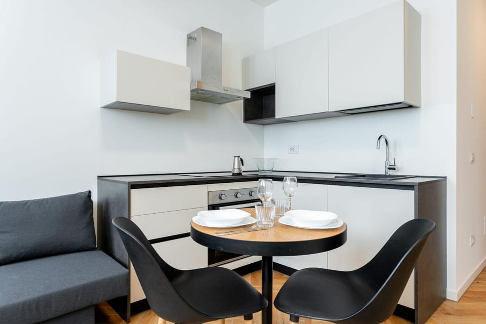 Kitchen or kitchenette, Living room