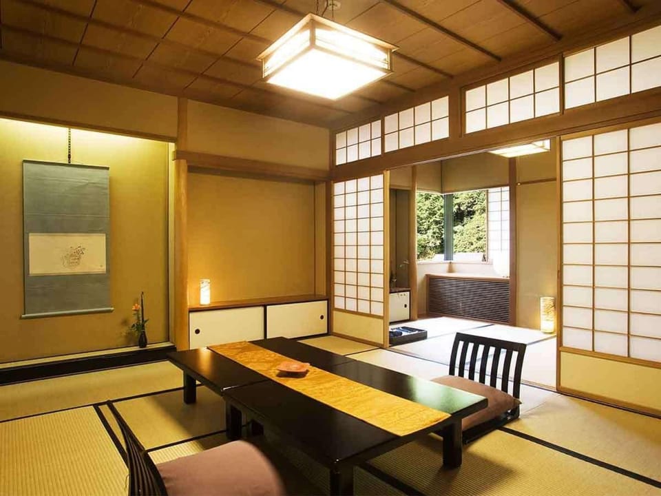 kanazawayuwakuonsen nihonryourisakaeya Ryokan in Kanazawa