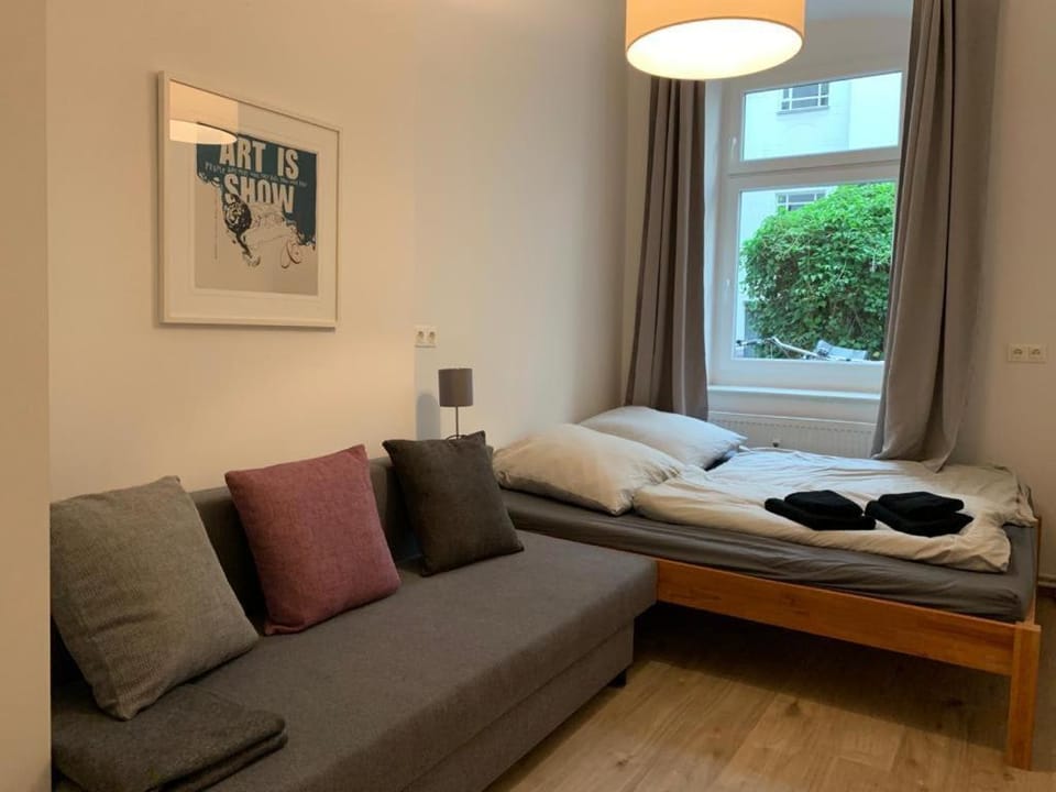 Schoene Ferien im Prenzlberg Ela Apartment in Berlin