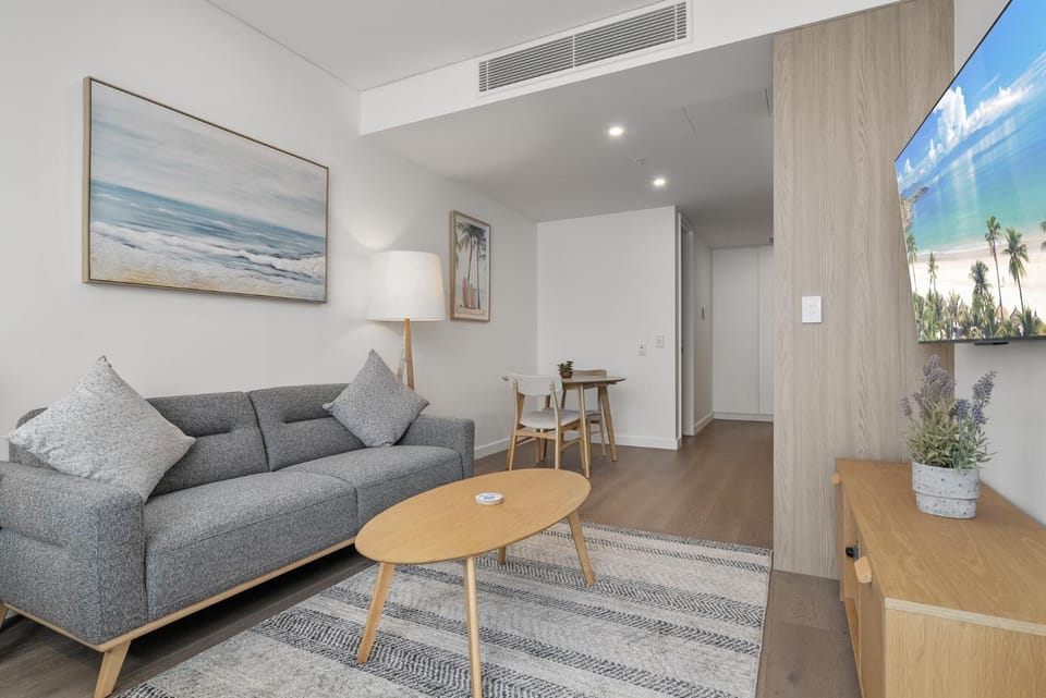 Chic Studio Stay Near Cafés and Coastline Apartment in Perth