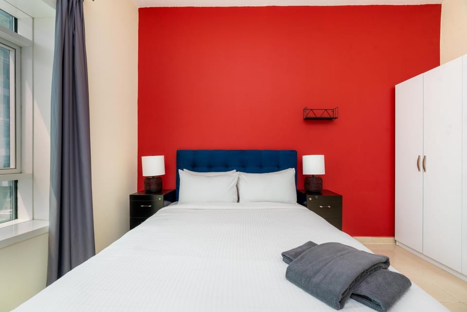 White Sage High Floor 1BR Metro Access JLT Apartment in Dubai