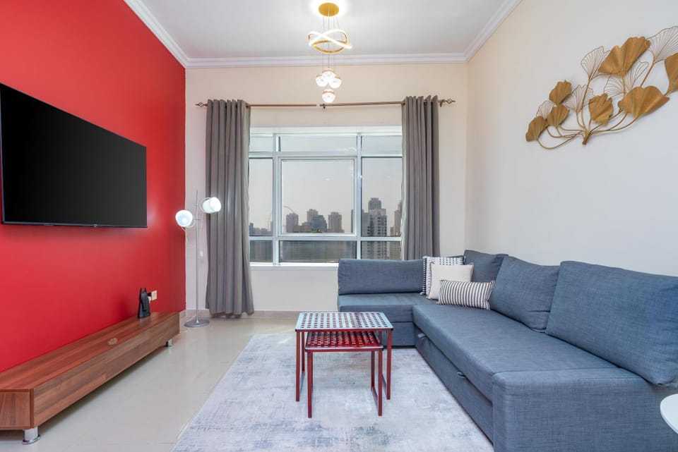 Communal lounge/ TV room, TV and multimedia, Living room, Seating area, Evening entertainment