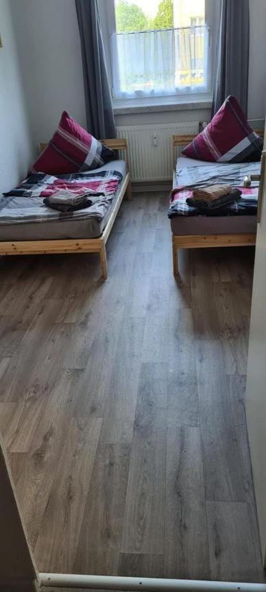 Moderne Handwerker und Monteur Wohnung 165 Apartment in Magdeburg
