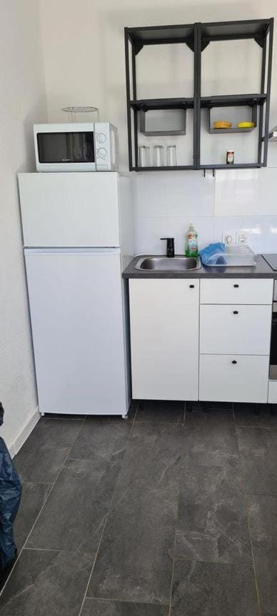 Moderne Handwerker und Monteur Wohnung 165 Apartment in Magdeburg