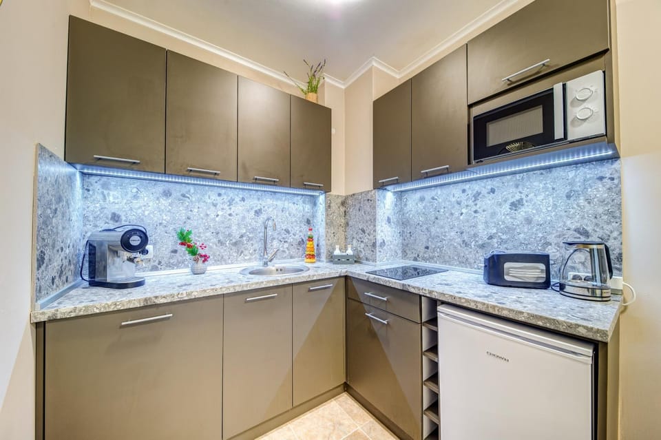 Kitchen or kitchenette, toaster