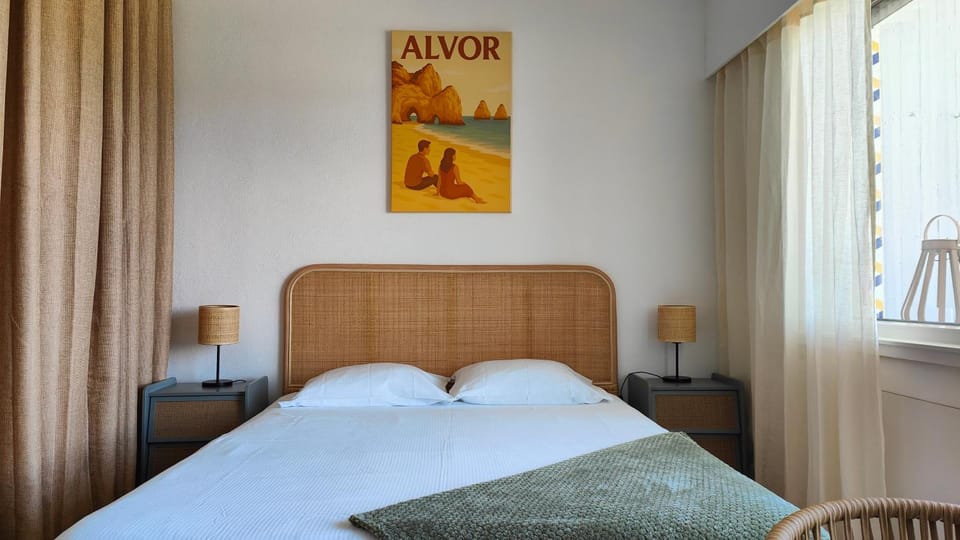 Penthouse Studio Sea View Apartment in Alvor