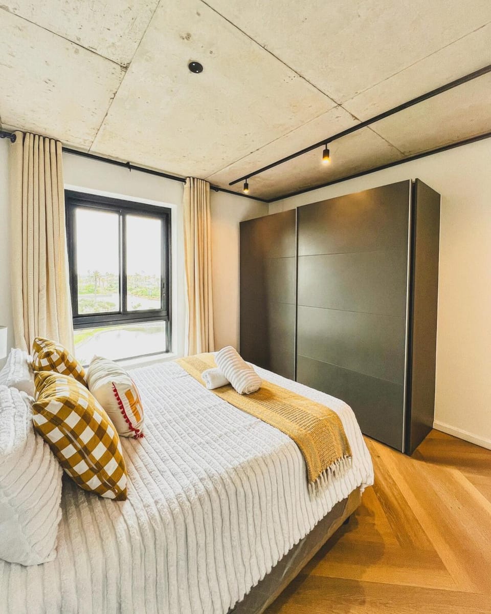 Olive Apartment on Bridgewaters Apartment in Cape Town