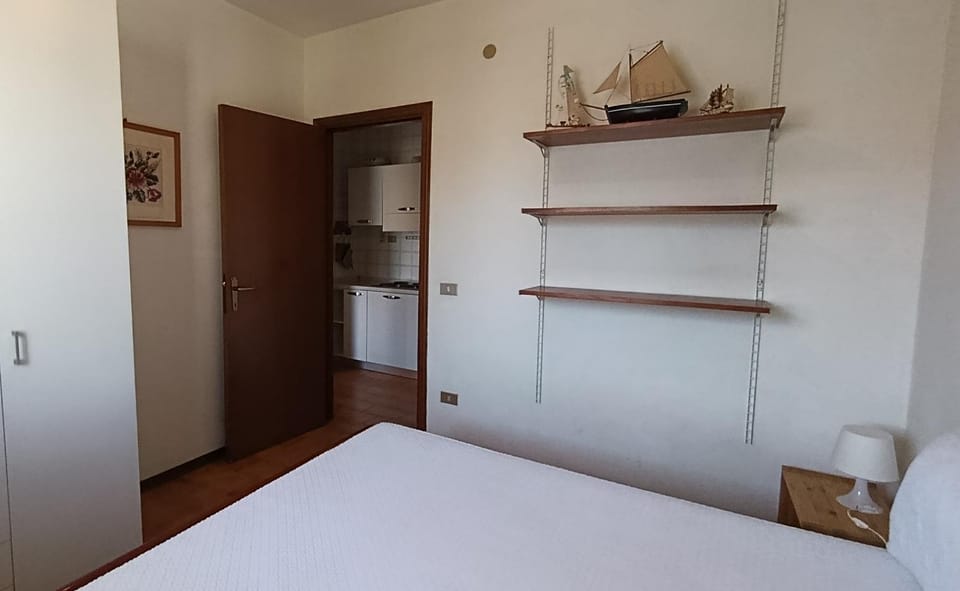 Bed, Bedroom, furniture, wardrobe