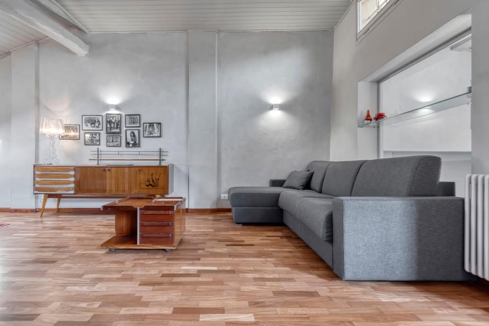 Lounge or bar