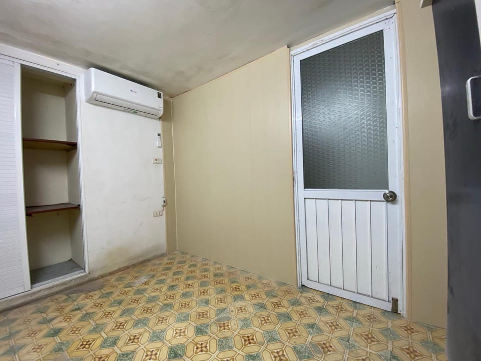 Huy's Homestay Apartment in Hanoi