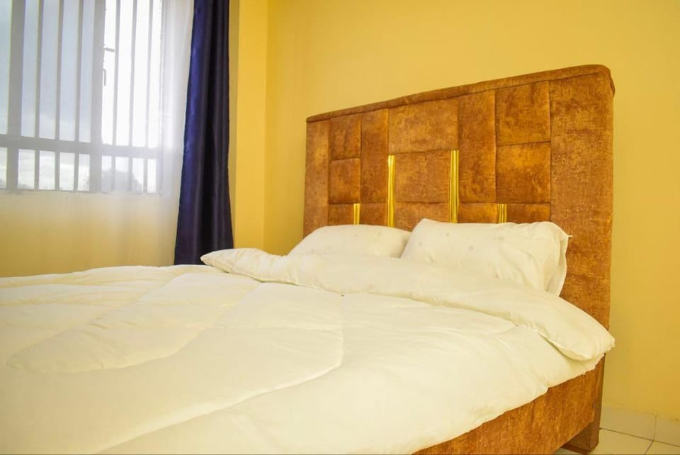 Deluxe 3 Bedroom Runana Apt Apartment in Kenya
