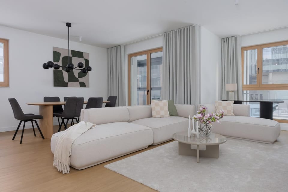 Bed, Living room, Photo of the whole room, Seating area