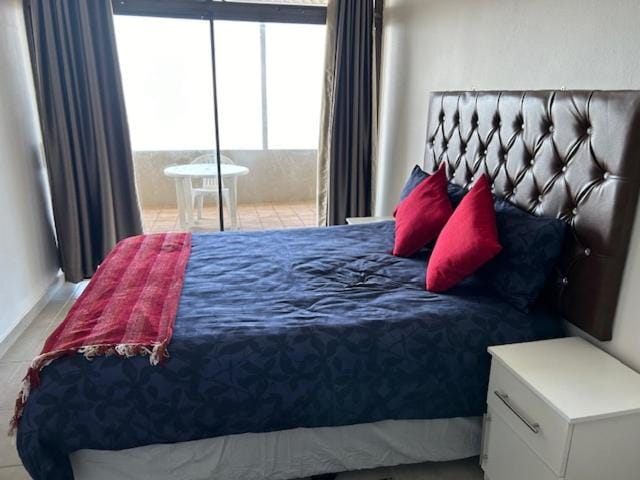 C FRONT Unit 8 Apartment in Margate