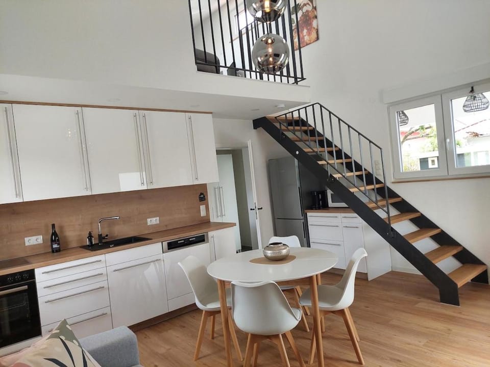 Kitchen or kitchenette, Living room, Dining area