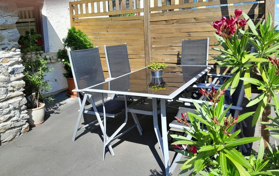 Balcony/Terrace, Dining area