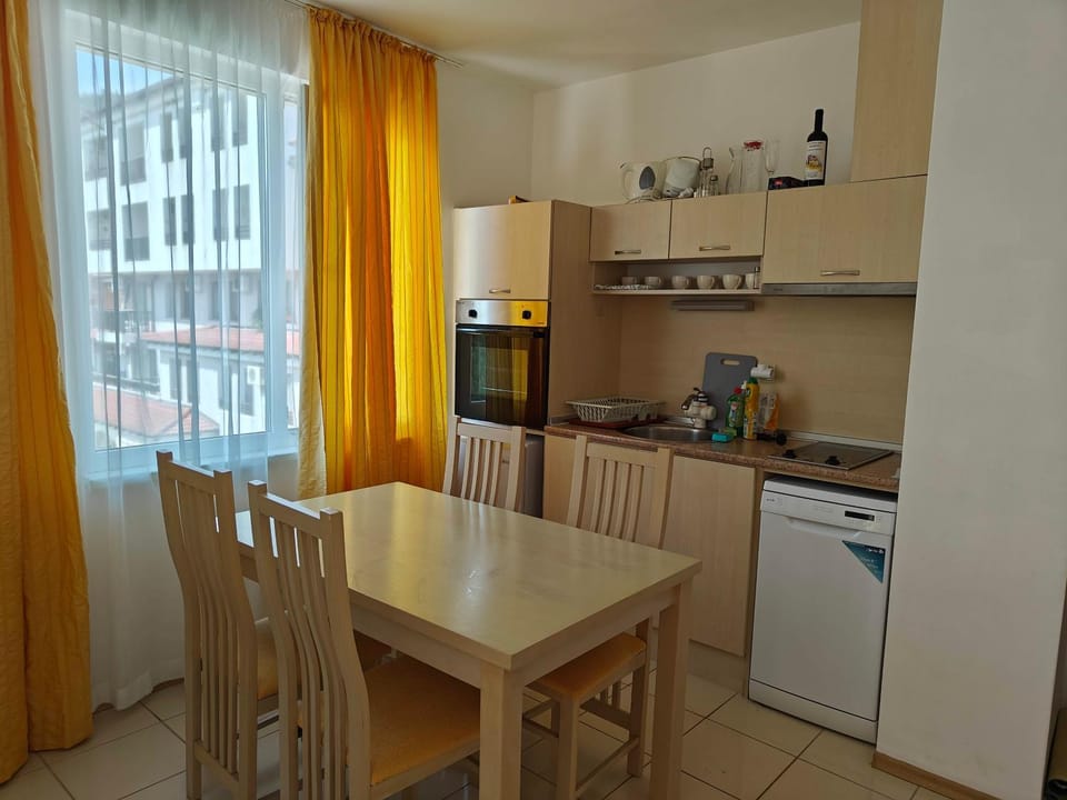Daisy Apartments K 48 Harmony Hills Apartment in Varna Province