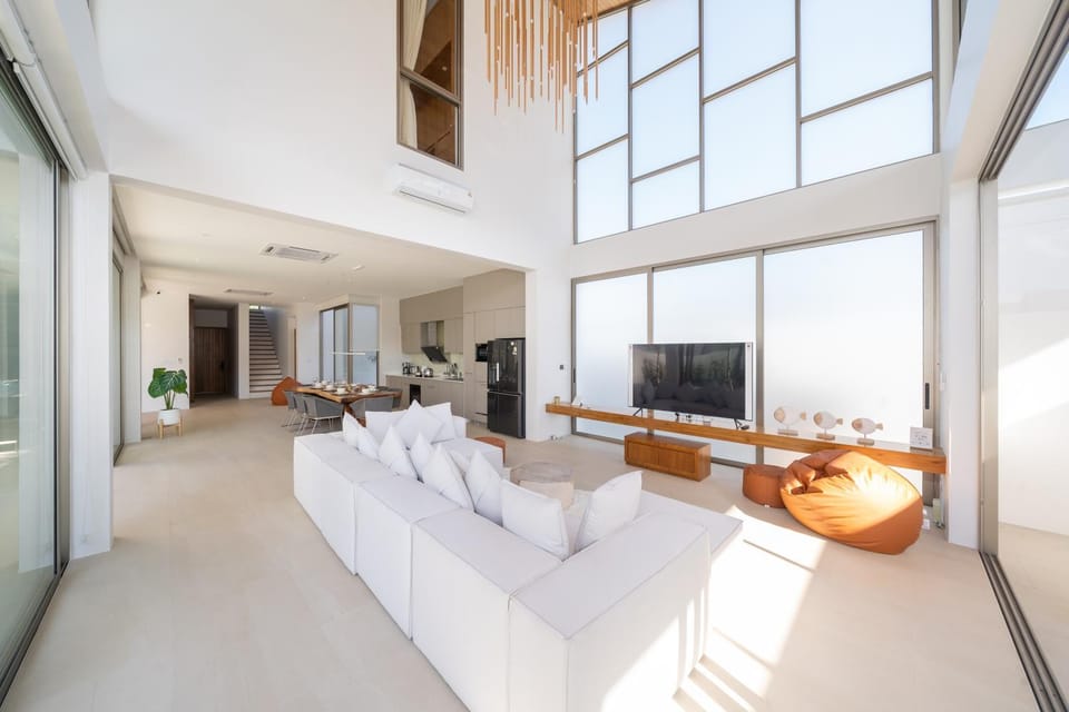 Living room, Seating area