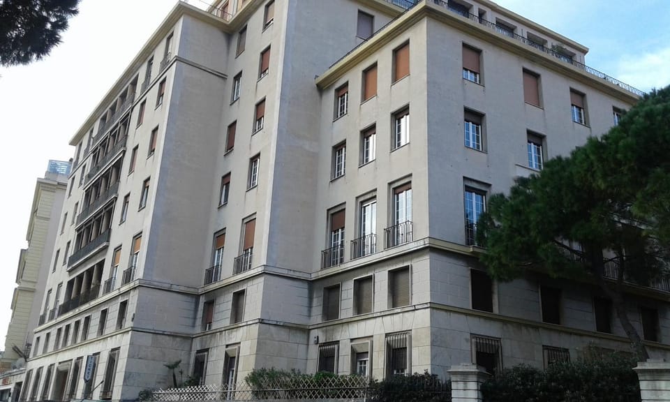 Property building, Day
