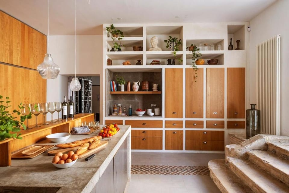 Kitchen or kitchenette