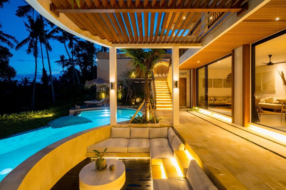 Seating area, Pool view, Swimming pool