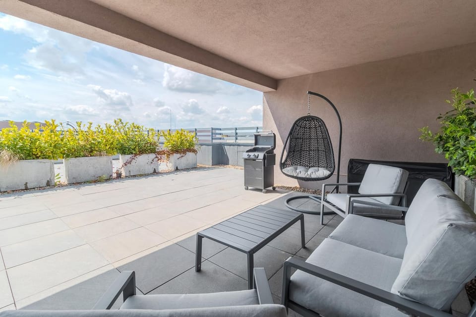 Day, BBQ facilities, View (from property/room), Balcony/Terrace, Balcony/Terrace