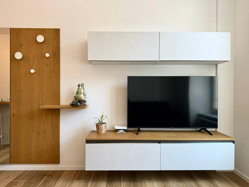 TV and multimedia, Living room