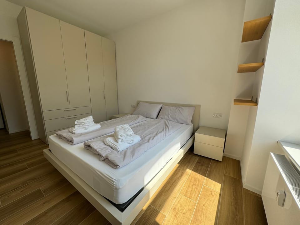 Bed, Bedroom, wardrobe
