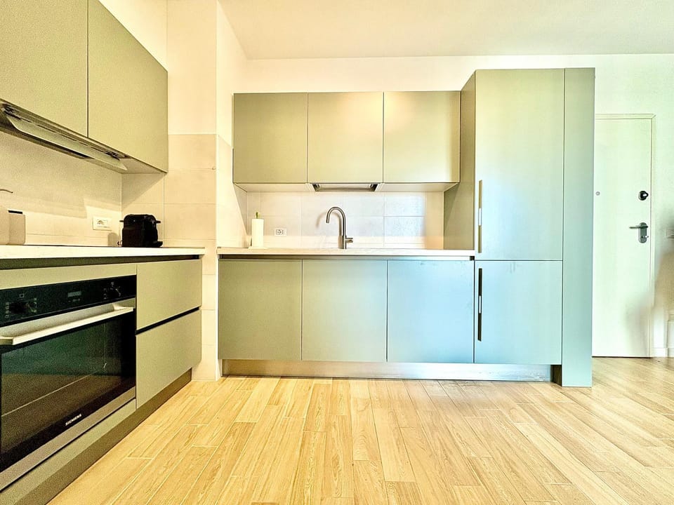 Kitchen or kitchenette, stove