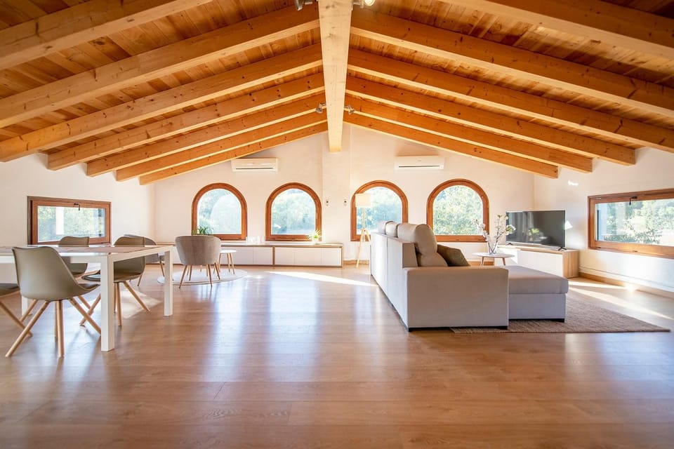 Property building, Living room