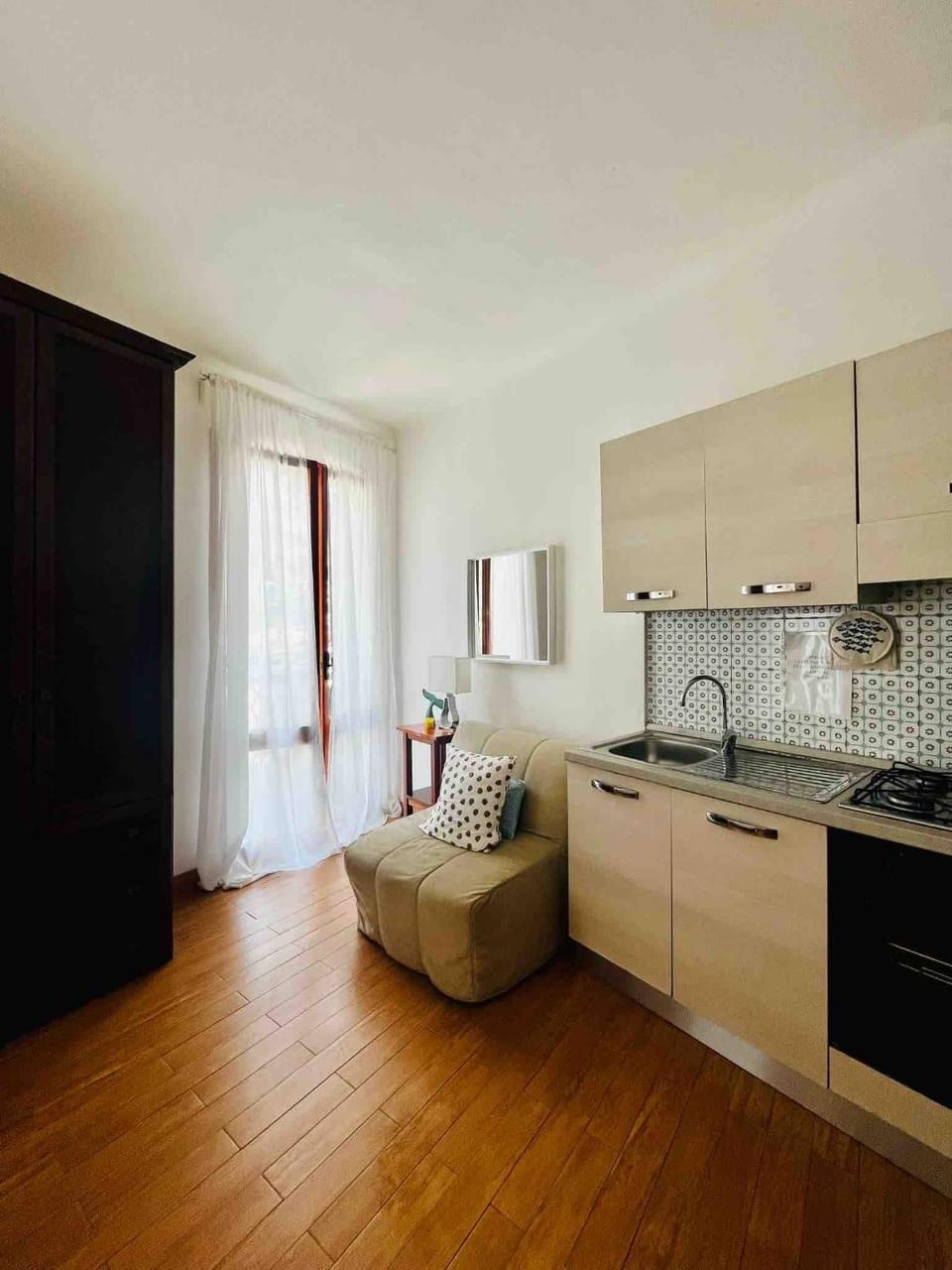 Property building, Living room