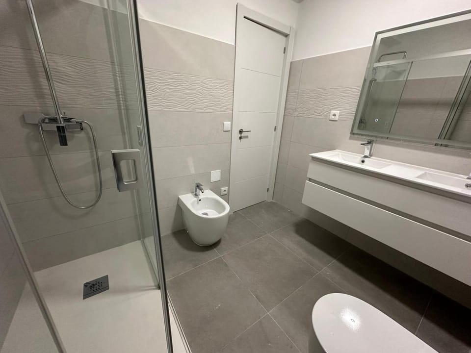 Shower, Toilet, Bathroom, bidet