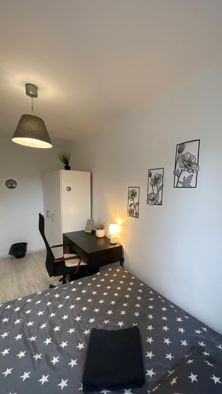 Bed, Photo of the whole room