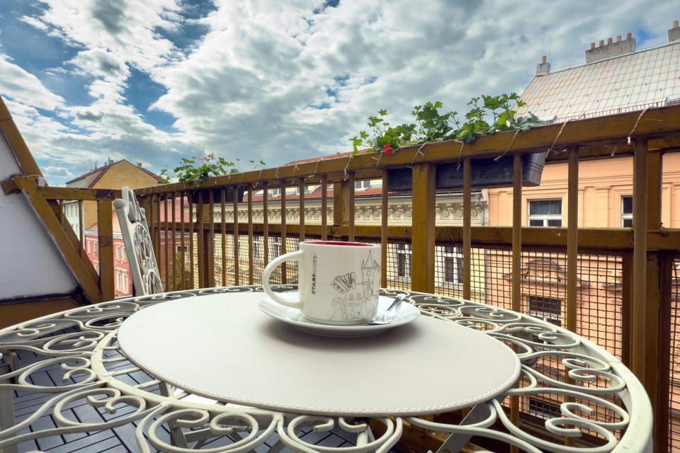 View (from property/room), Balcony/Terrace