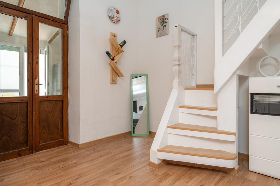 Living room, Photo of the whole room