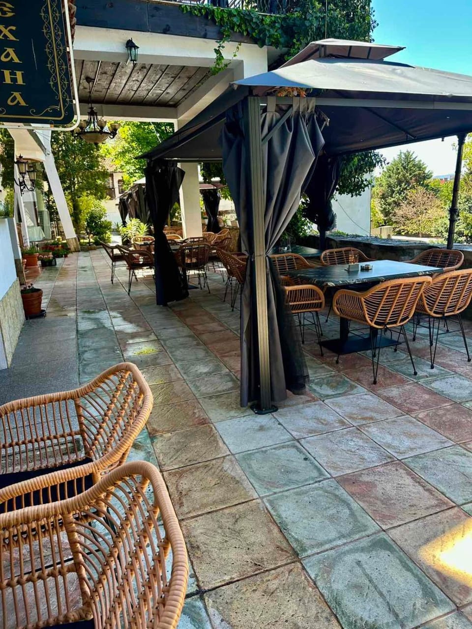 Restaurant/places to eat