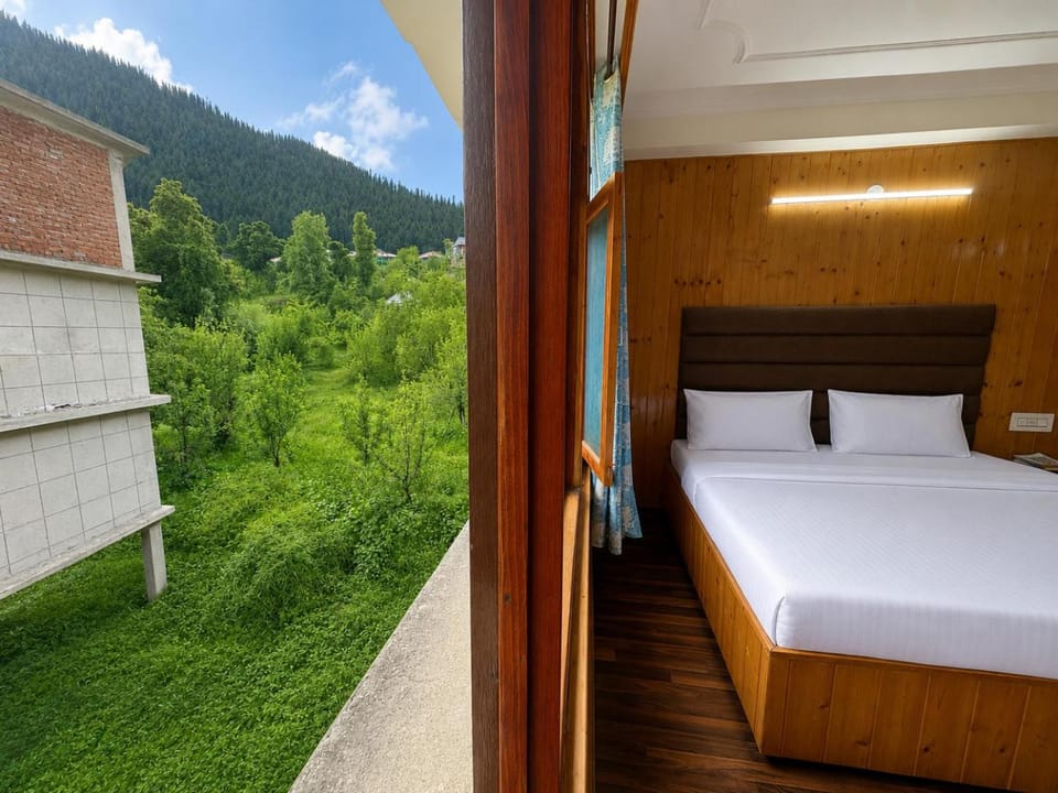Bed, Mountain view